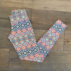 Geometric Diamonds Tribal Bohemian Style Pattern Leggings ✨